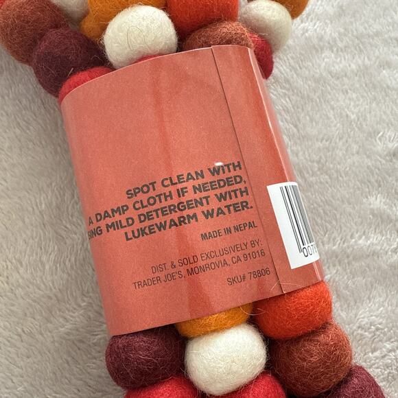 Trader Joe’s Handcrafted Felted Wool Garland Fall Thanksgiving Colors 9Ft - Picture 5 of 6